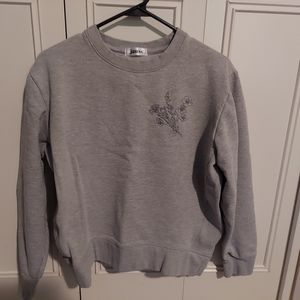 Janse Embroidered Heather Grey Pullover Medium